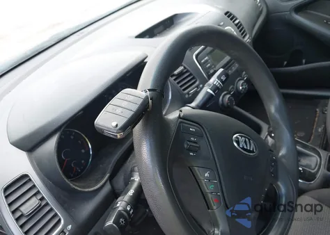 2017 Kia Forte Lx from USA, damaged, VIN 3KPFK4A77HE104706